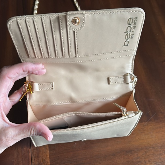 Purse - Picture 4 of 7